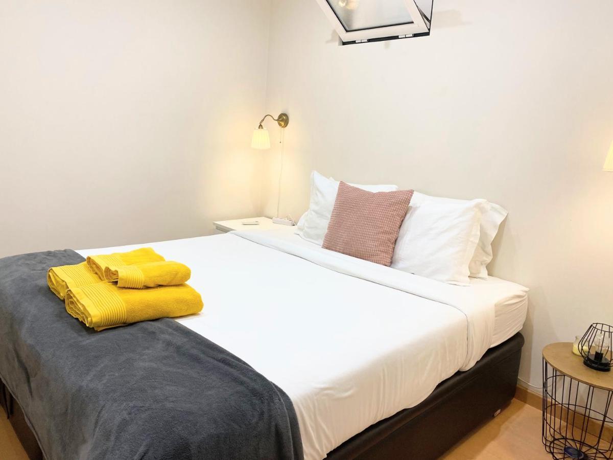 Apartment In The Center Next To The Parliament Lisbon Luaran gambar
